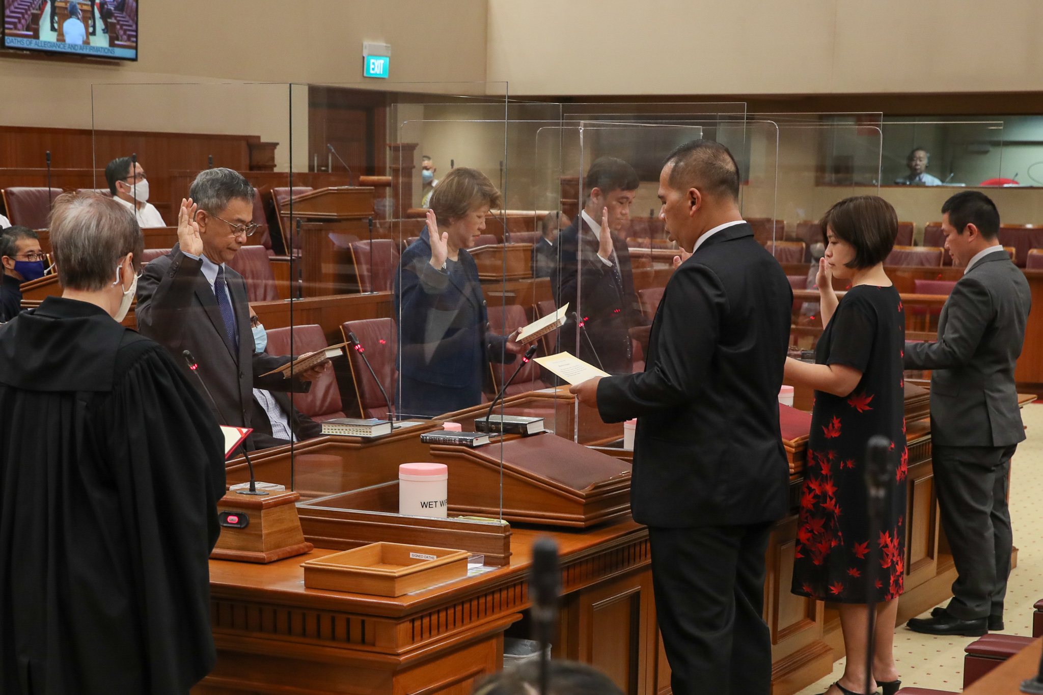 NMP Oath-Taking in Chamber 1